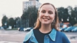 Эстонская певица Алика Милова гуляет по родной Нарве и рассказывает о русских в Эстонии